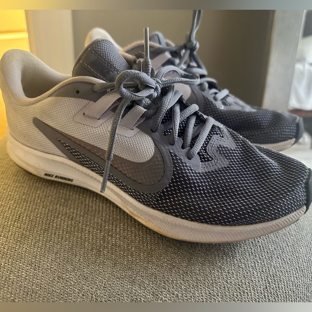 Women’s Nike Running Shoe- light blue/gray. Size 7